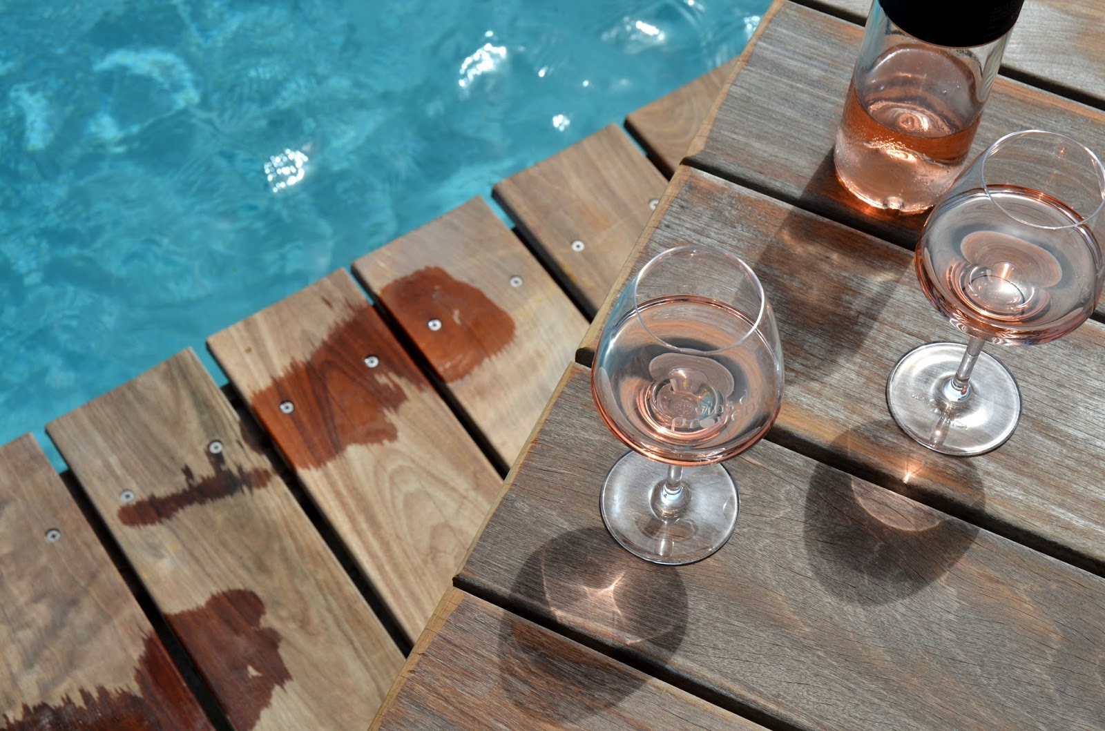 rosé piscine