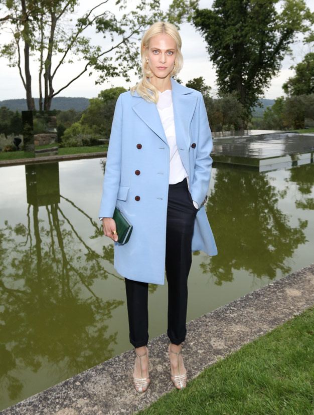 aymeline_valade_34.AYMELINE-VALADE_north_626x_white