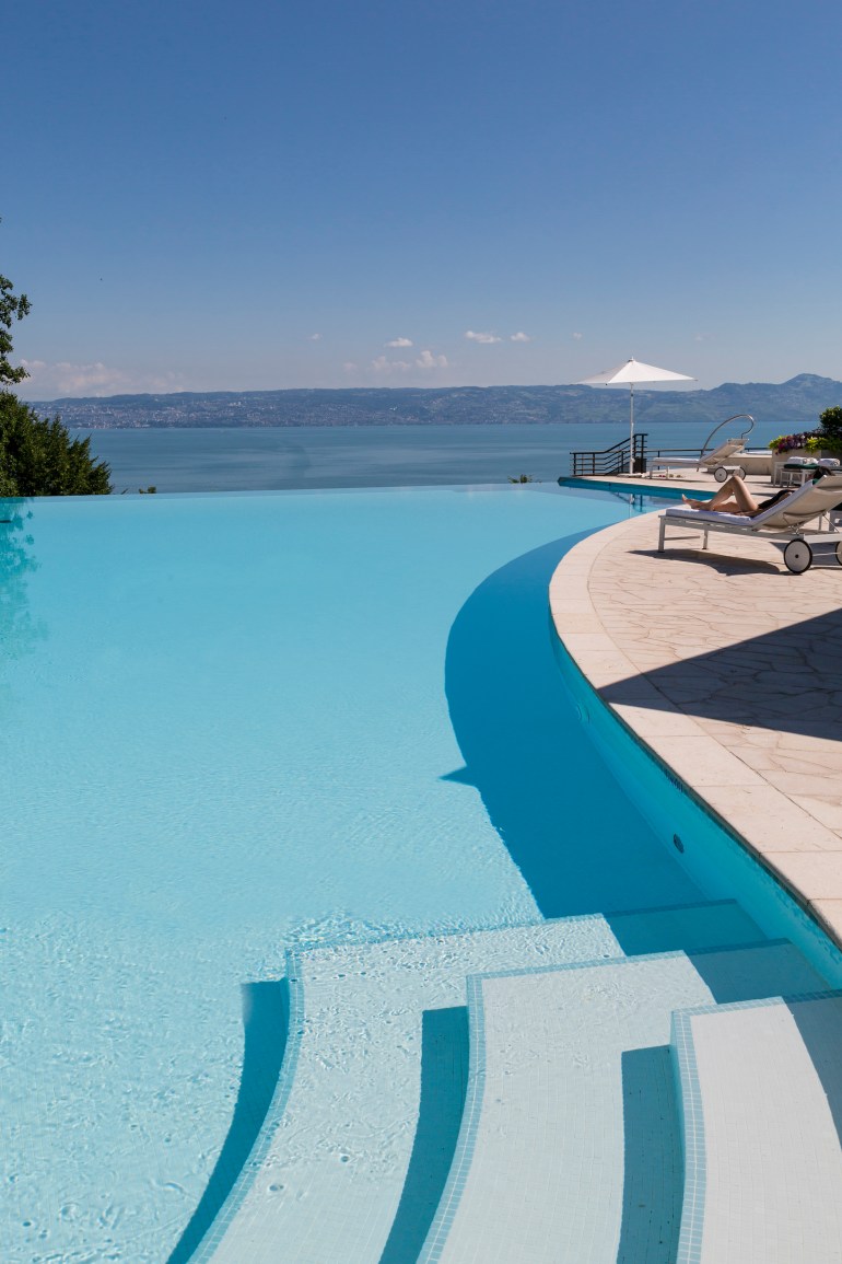 Royal - piscine à débordement (2)