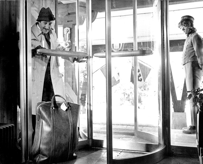 Pink-Peter-Sellers---The-return-of-the-Pink-Panther-1975-ConvertImage